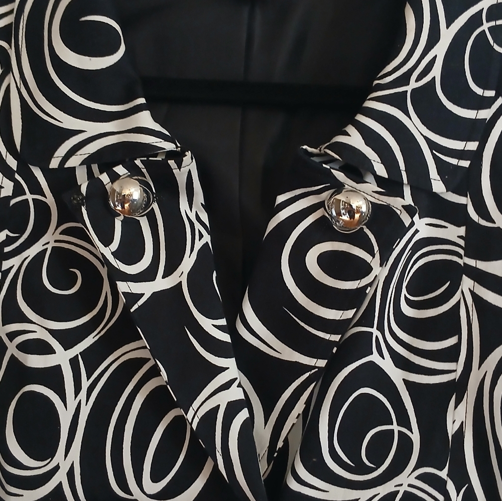 Multiples Geometric Black and White Swirl Blazer Extra Large - Picture 9 of 13